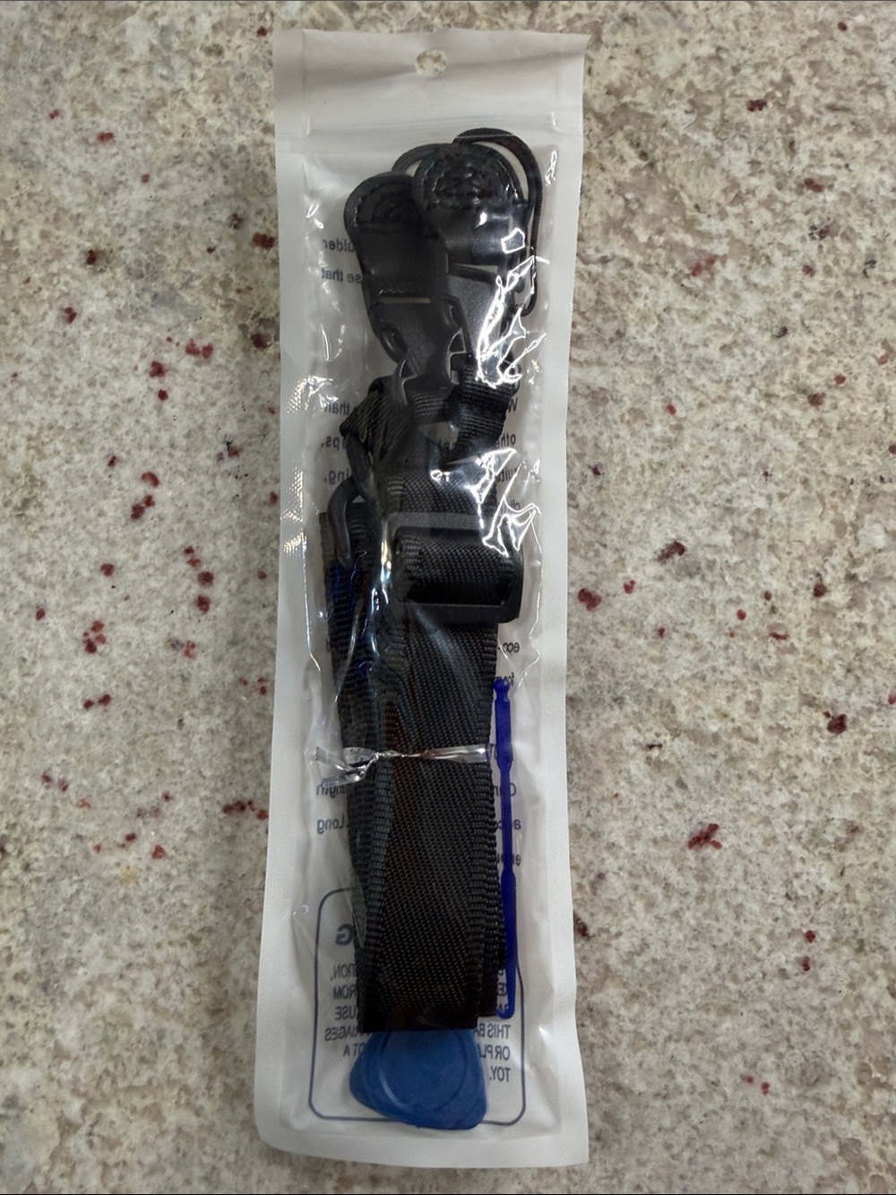Adjustable Black Luggage Strap. Also can be used for iPad.